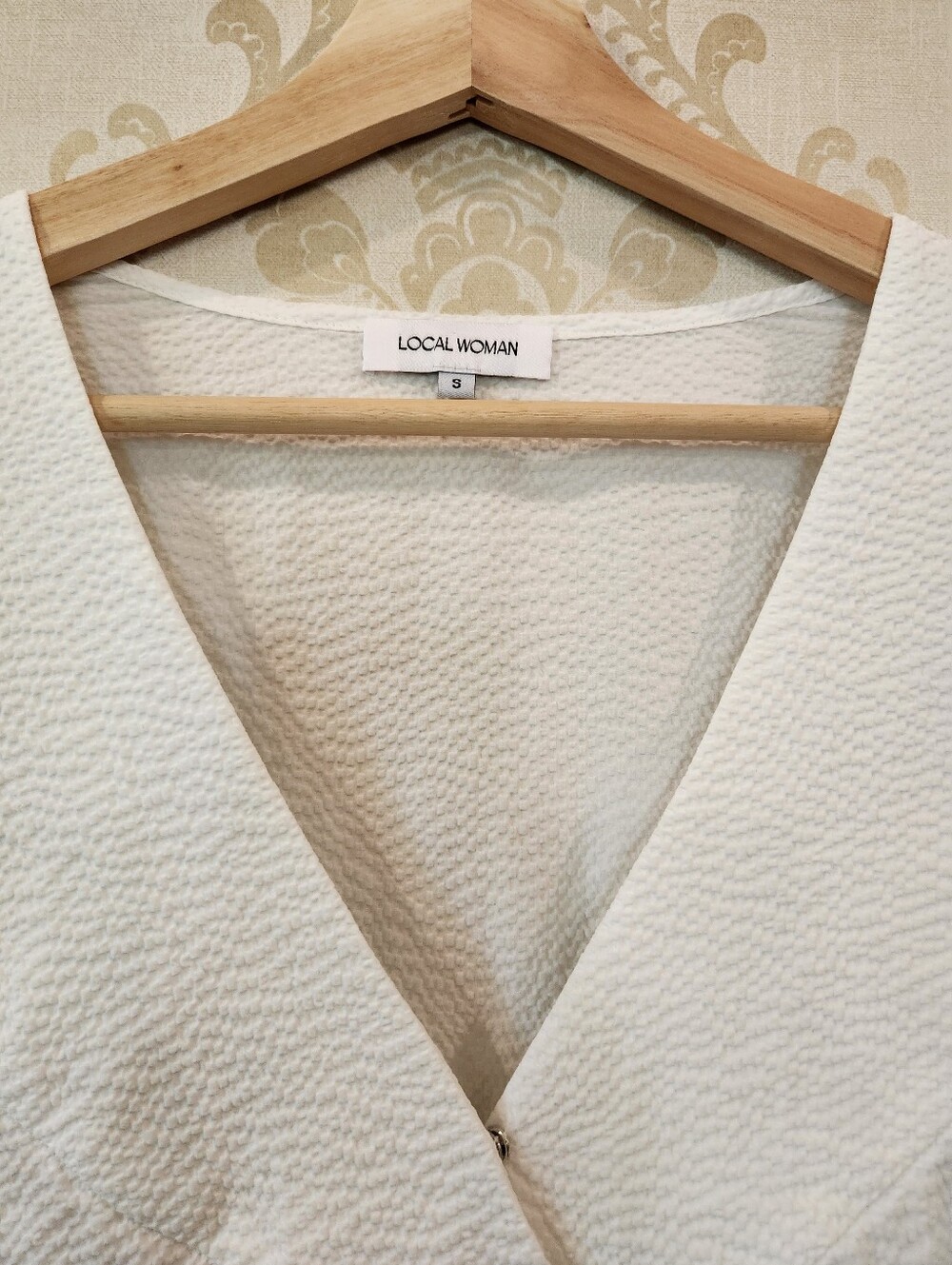 Local Woman Co Seersucker Ivory Set - Picture 4 of 11